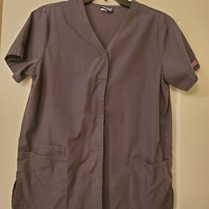 Cherokee snap front scrub top